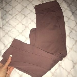 Lucy powermax cropped leggings in purple / grey